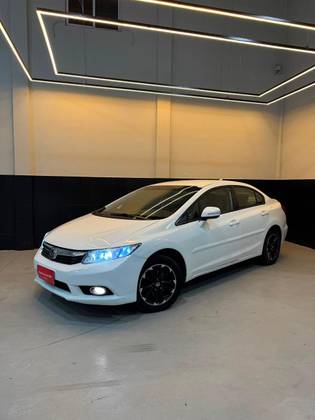 HONDA CIVIC 2.0 LXR 16V FLEX 4P AUTOMÁTICO HONDA CIVIC 2.0 LXR 16V FLEX 4P AUTOMÁTICO